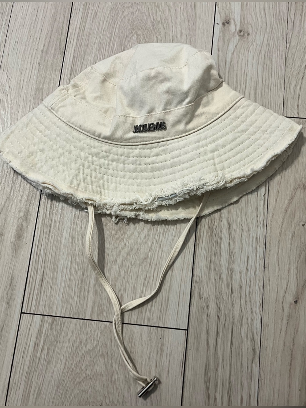 Jacquemus Cream Frayed-Edge Bucket Hat